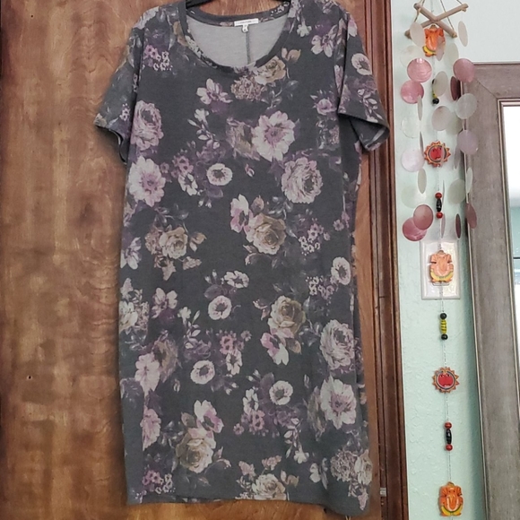 Maurices Dresses & Skirts - Maurices Flower T-shirt Dress